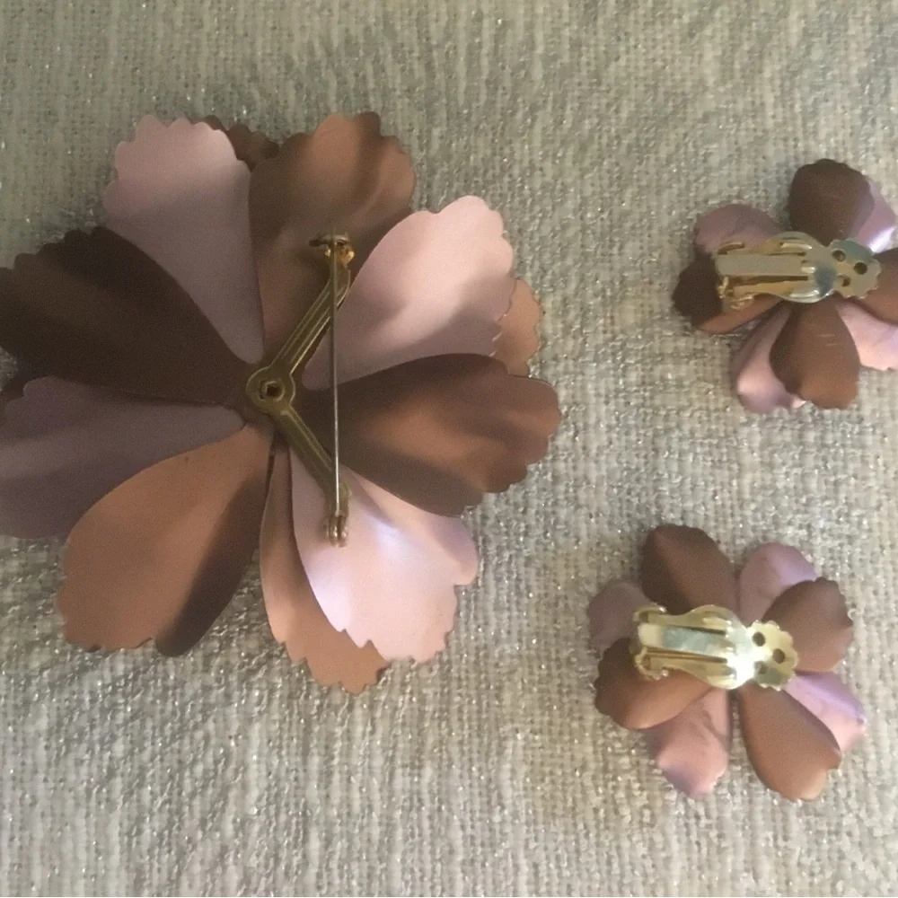 Pink and Brown Floral Metal Rhinestone Brooch and Earrings Set Vintage